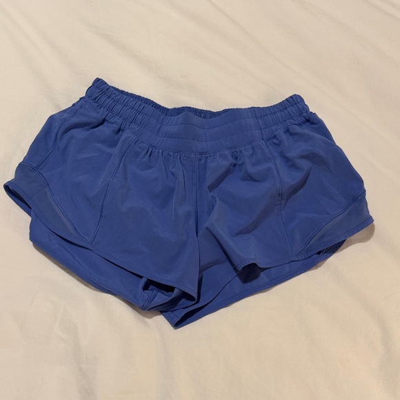 5 pairs of Lululemon Hotty Hot shorts - Multiple Colors - Picture 10 of 11